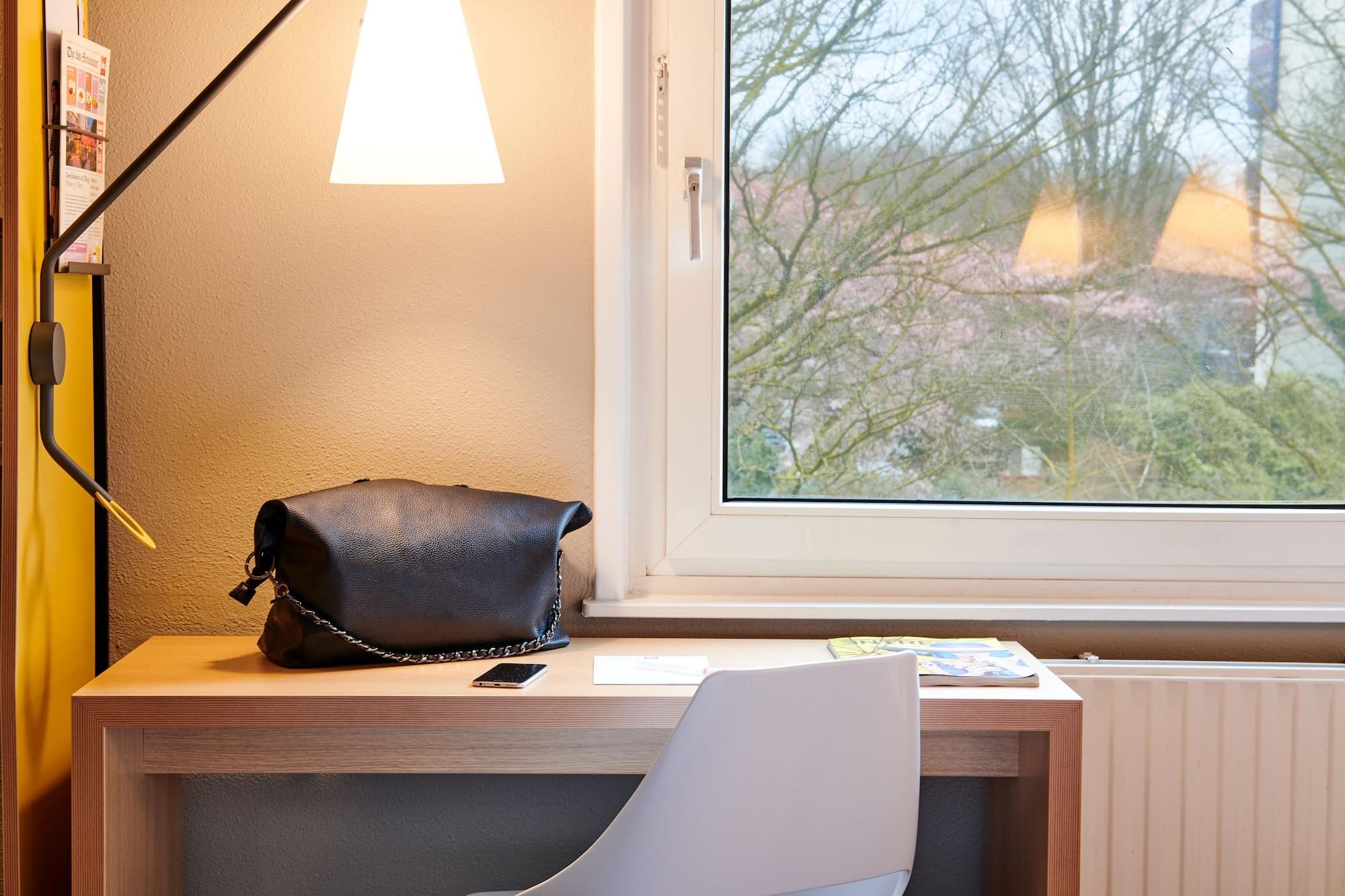 Ibis Tilburg Hotel Luaran gambar
