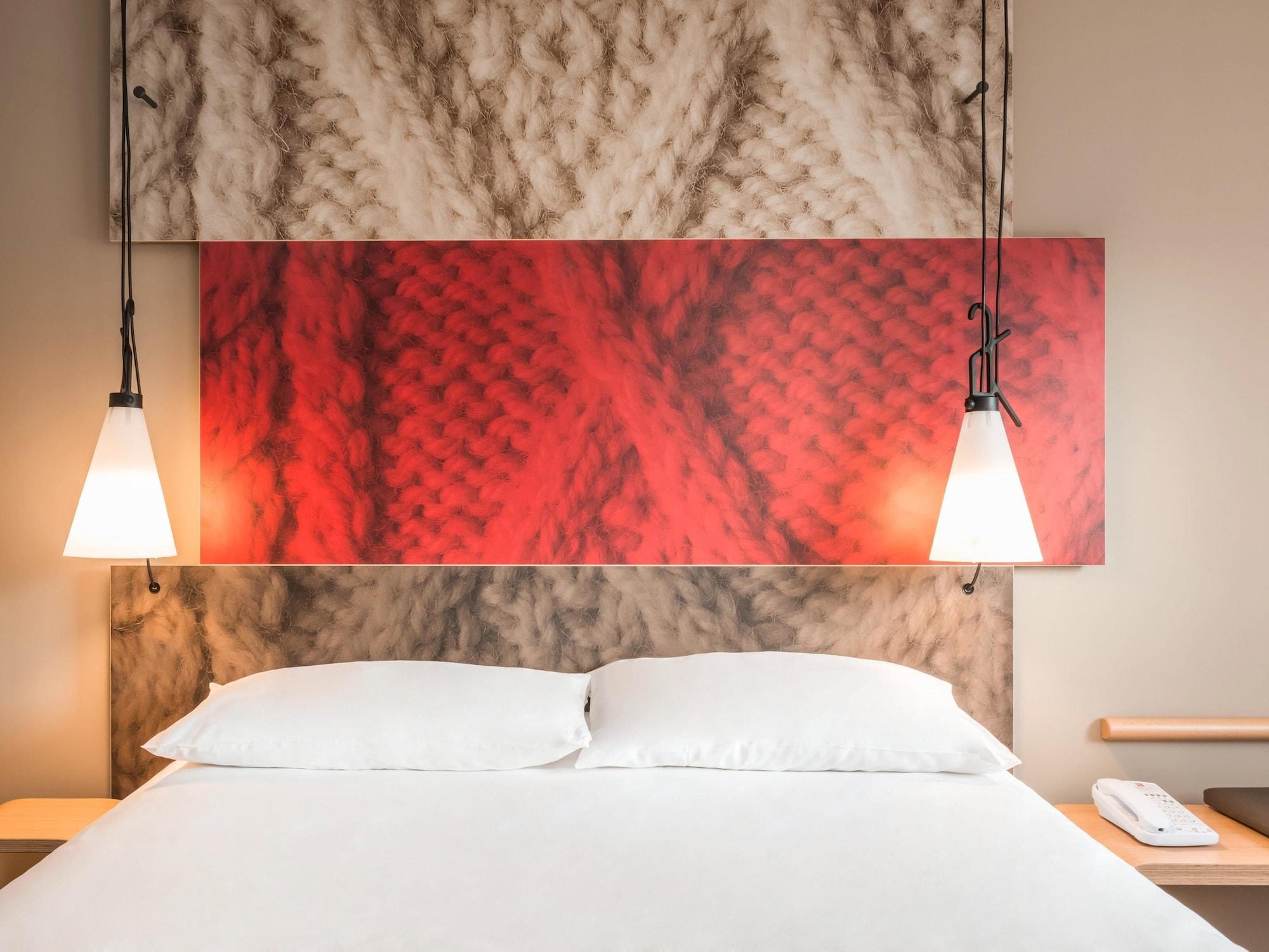 Ibis Tilburg Hotel Luaran gambar