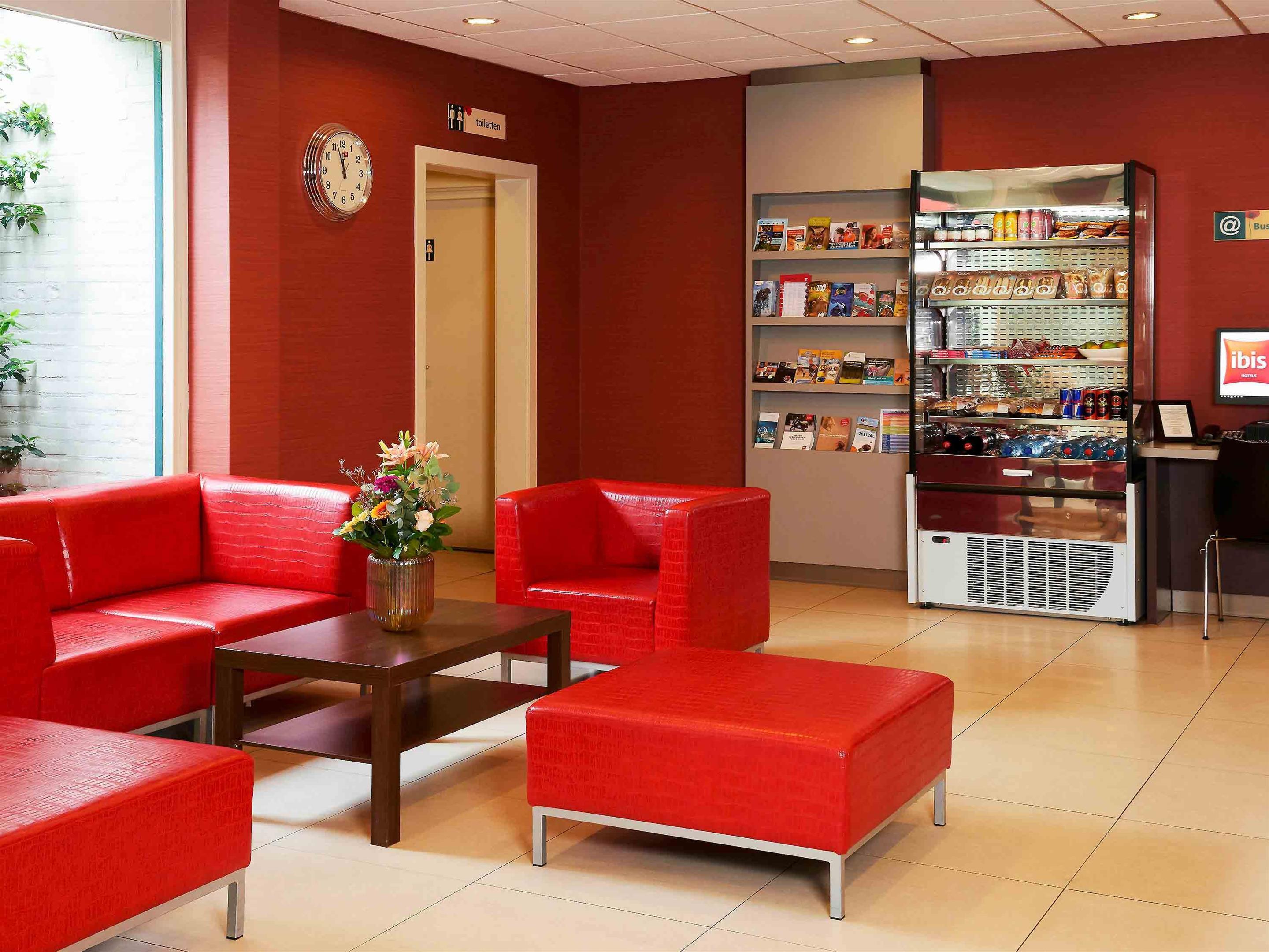 Ibis Tilburg Hotel Luaran gambar