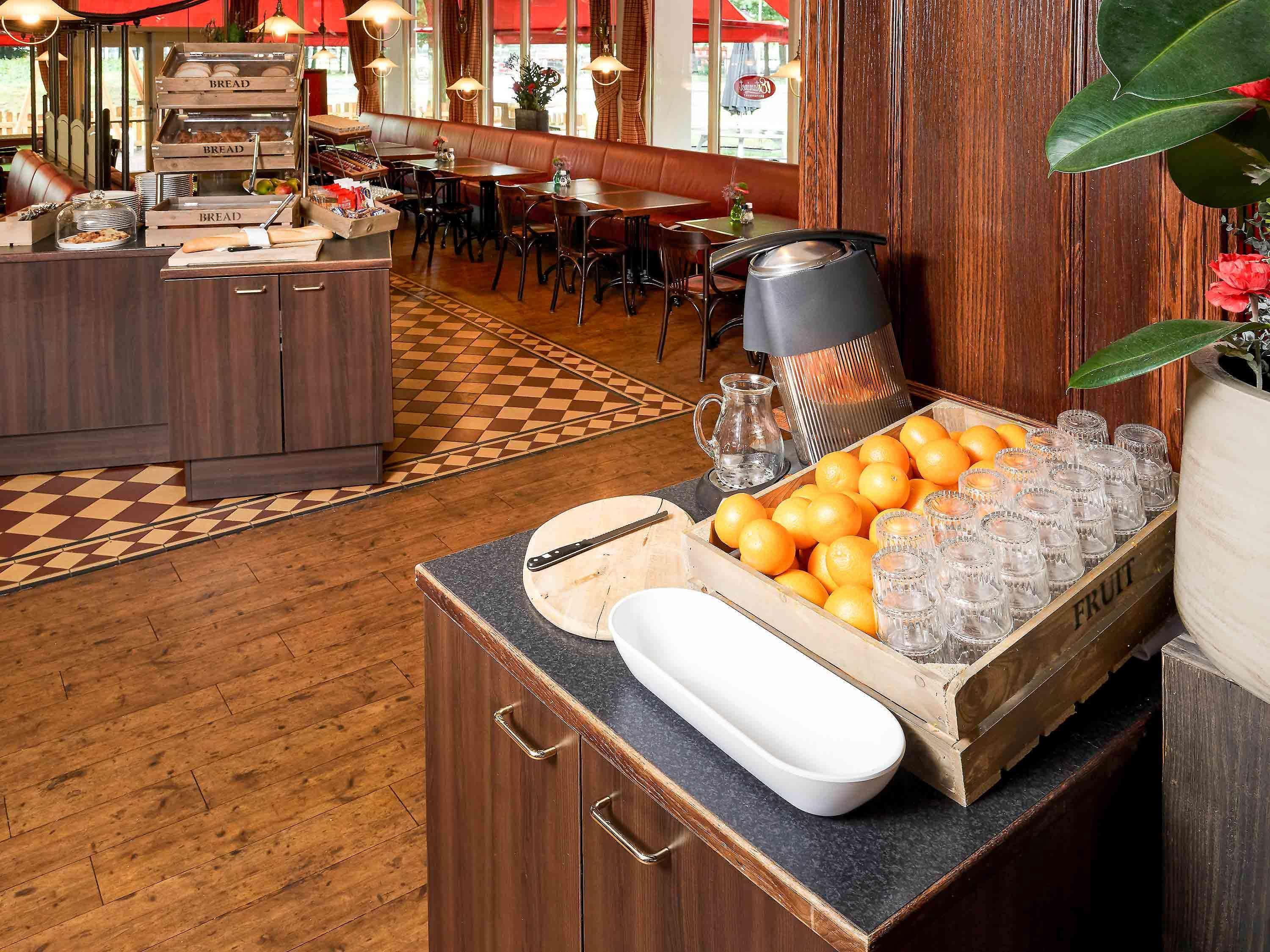 Ibis Tilburg Hotel Luaran gambar
